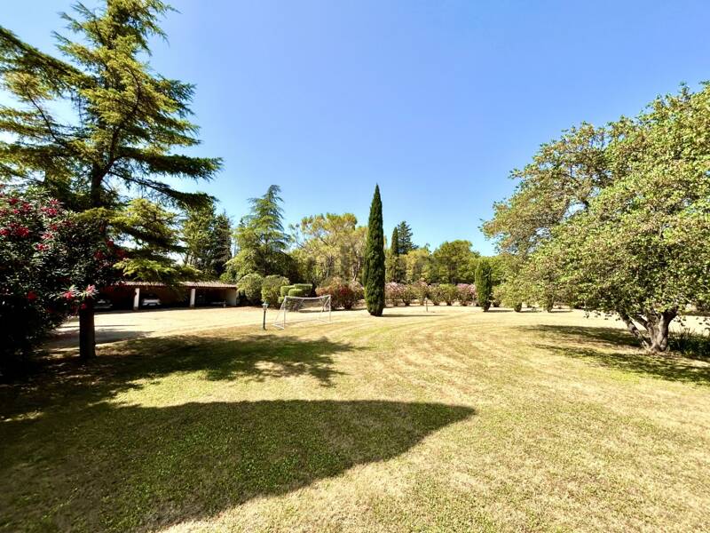 Maison à vendre, 767m², NIMES