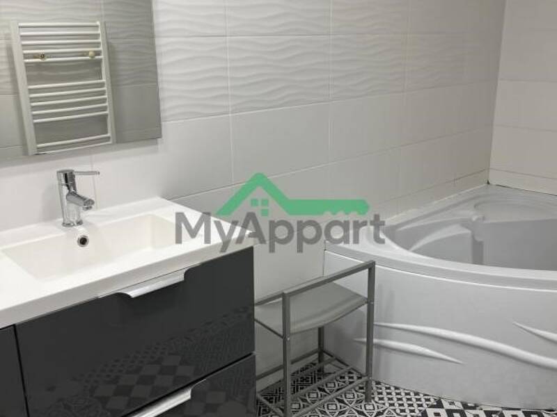 Maison à louer, 133m², LYON 2E