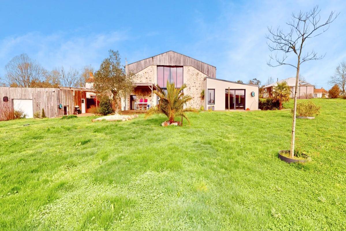 Maison à vendre, 256m², LE CHAMP SAINT PERE