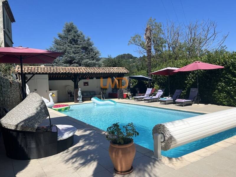 Maison à vendre, 250m², VALS LES BAINS