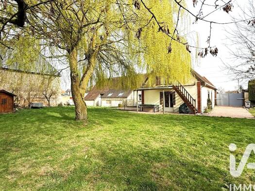 Maison à vendre 199 500 € 5 pièces 3 chambres 132 m² 1 310 m² de terrain La Bourdinière-Saint-Loup 28360