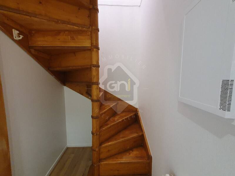 Maison à louer, 45m², BUC