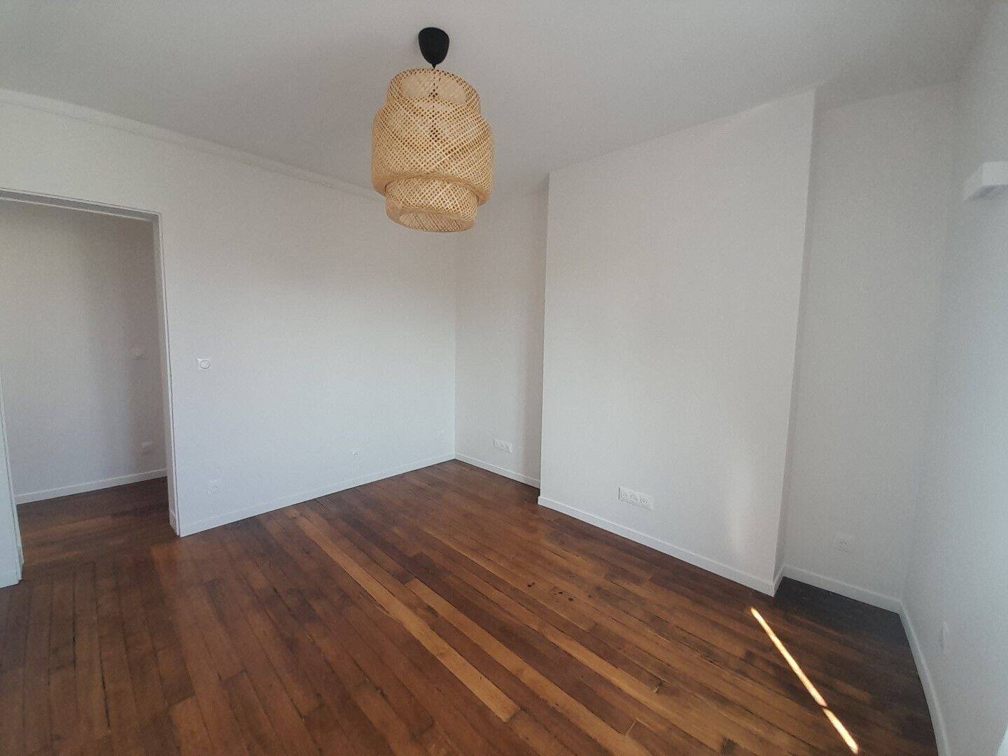 Maison à louer, 47m², COURBEVOIE