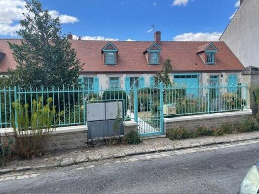 Maison à vendre 318 000 € 6 pièces 4 chambres 184 m² 1 639 m² de terrain Chilleurs-aux-Bois 45170