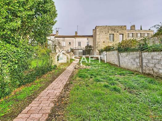 Maison à vendre 192 000 € 5 pièces 3 chambres 100 m² 257 m² de terrain Quartier Nord Niort 79000