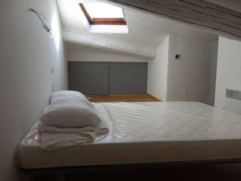 Maison à louer, 22m², EYGUIERES