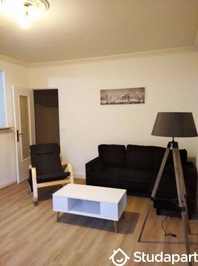 Appartement à louer 500 € 1 pièce 2 chambres 10 m² RDC Le Bois Saint Louis Orvault 44700