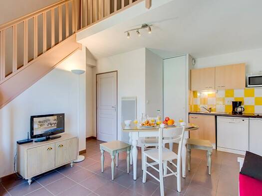 Maison à louer 565 € 1 pièce 1 chambre 33 m² Colombiers 34440