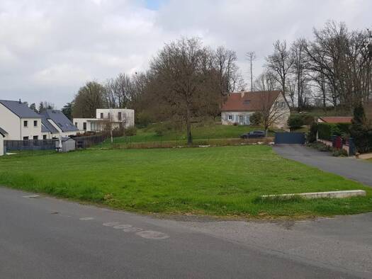 Terrain constructible à vendre 132 000 € 642 m² de terrain Est Ville Ballan-Miré 37510