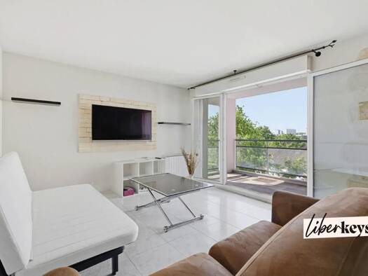 Appartement à vendre 270 000 € 3 pièces 2 chambres 69,65 m² Étage 3/4 Gondoles Nord I Choisy-le-Roi 94600
