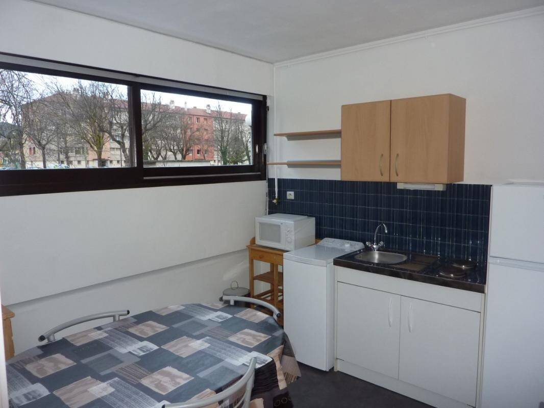 Maison à louer, 30m², VALENCE