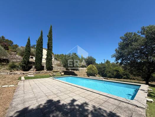 Maison à vendre 559 000 € 5 pièces 4 chambres 147 m² 2 300 m² de terrain Saint Maximin la Sainte Baume 83470
