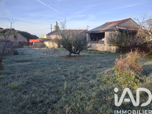 Terrain constructible à vendre 21 500 € 843 m² de terrain Néré 17510