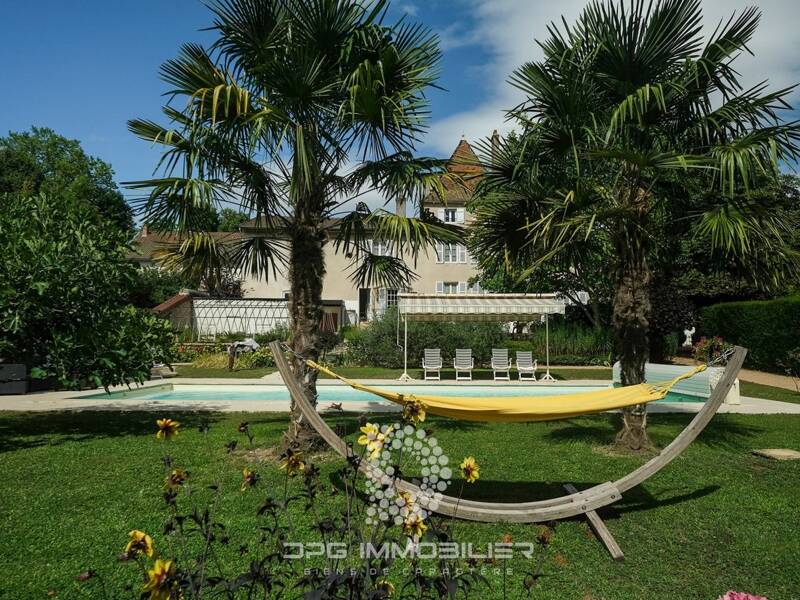 Maison à vendre, 445m², LA ROCHE VINEUSE