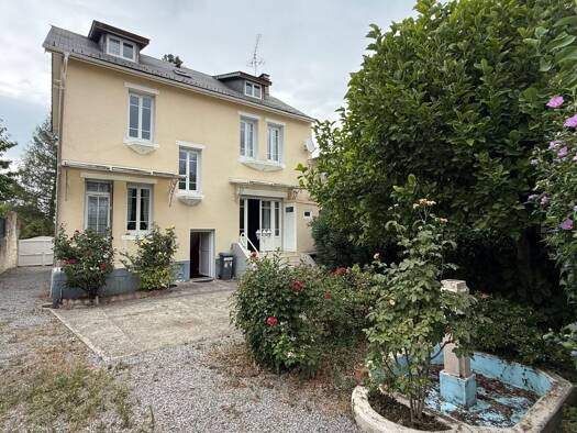 Maison de ville à vendre 215 000 € 7 pièces 5 chambres 150 m² 450 m² de terrain Secteur Industriel de l'Adour Bagnères-de-Bigorre 65200