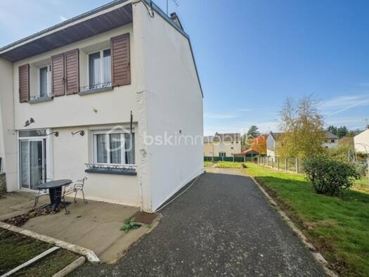 Maison de ville à vendre 128 000 € 5 pièces 3 chambres 85 m² 450 m² de terrain La Meriliere-Hôpital Saint Louis L'Aigle 61300