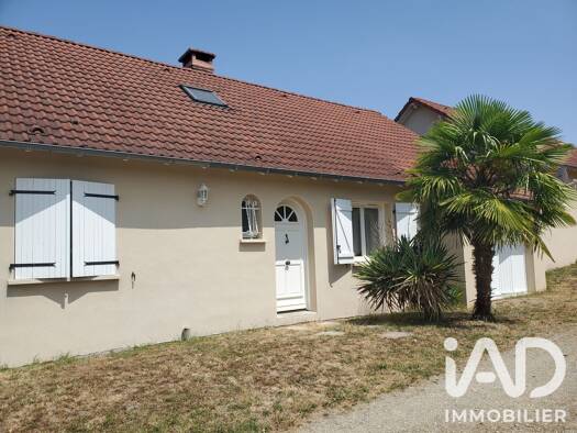 Maison de plain-pied à vendre 265 000 € 6 pièces 4 chambres 154 m² 1 270 m² de terrain Prémilhat 03410