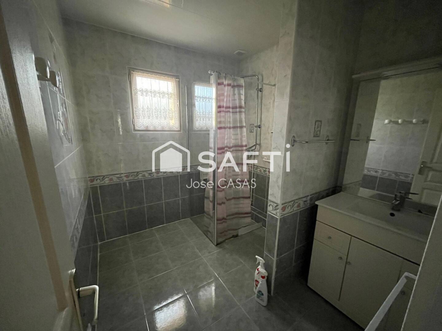 Maison à vendre, 100m², SAINT PIERRE DES FLEURS