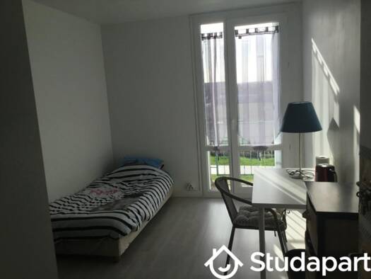 Colocation à louer 400 € 1 pièce 1 chambre 13 m² 2ème étage Villejean-Beauregard Rennes 35000
