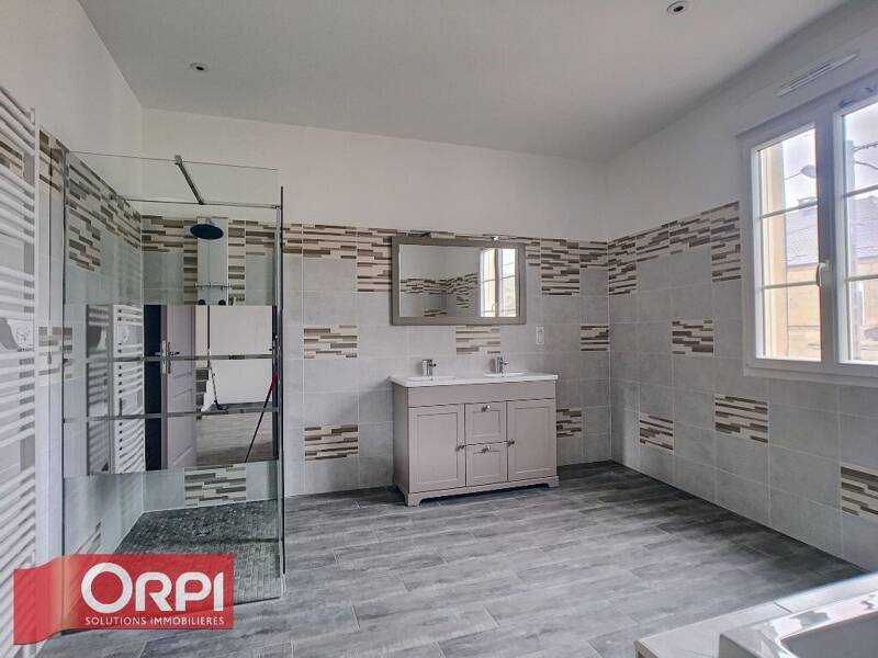 Maison à louer, 168m², LES HAUTS DE CHEE