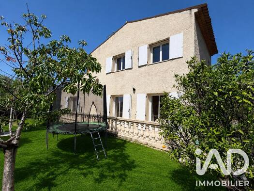 Maison à vendre 729 000 € 5 pièces 4 chambres 126 m² 950 m² de terrain La Roquette-sur-Siagne 06550
