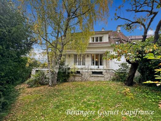 Maison à vendre 435 000 € 8 pièces 6 chambres 174 m² 769 m² de terrain Bollée-Sainte Croix-Clairfontaine Le Mans 72000