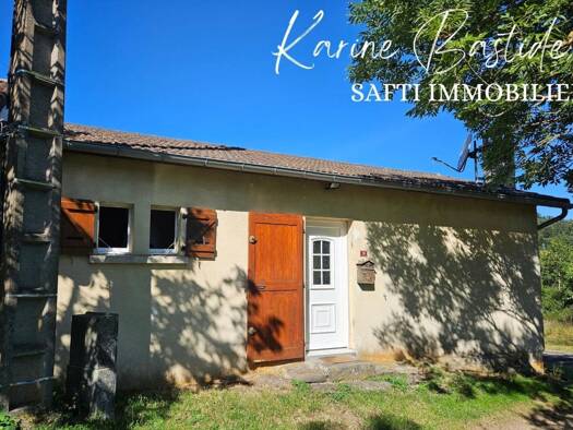 Maison à vendre 140 000 € 6 pièces 2 chambres 75 m² 327 m² de terrain Lafarre 43490