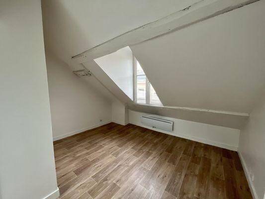 Maison à louer, 22m², VERSAILLES