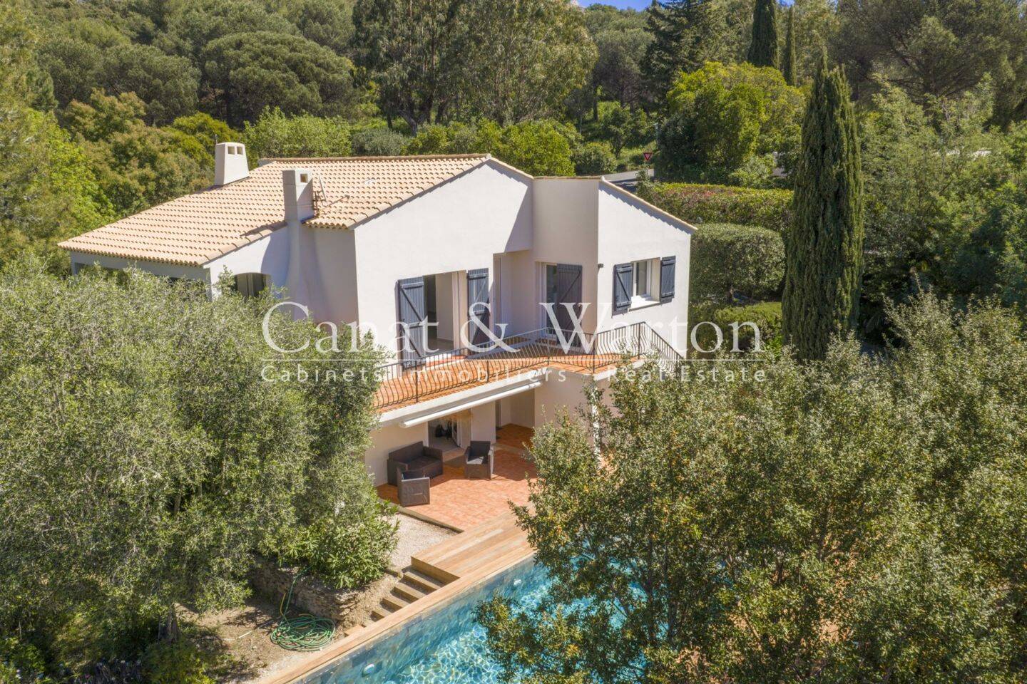 Maison à vendre, 160m², LA CROIX VALMER