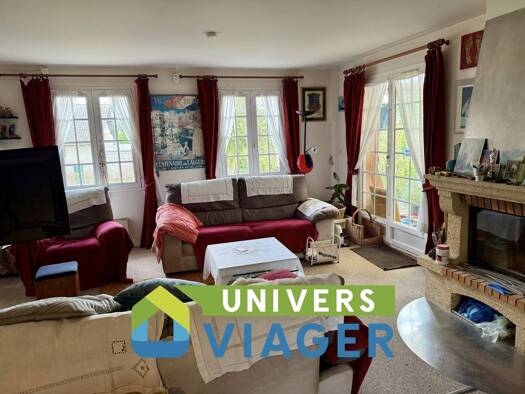 Maison en viager occupé Bouquet 66 000 € 7 pièces 3 chambres 130 m² 1 270 m² de terrain Sainte-Mère-Église 50480