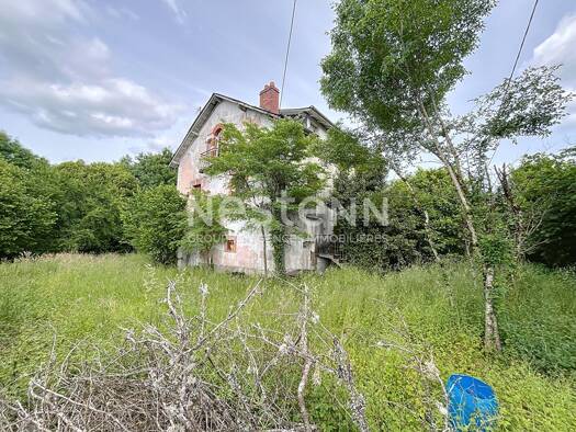 Maison à vendre 70 525 € 6 pièces 4 chambres 133 m² 2 087 m² de terrain Rural Est Tulle 19000