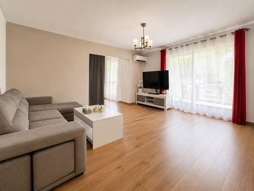 Appartement à vendre 205 000 € 4 pièces 3 chambres 87,13 m² Étage 1/3 La Signore-Charrue Marignane 13700