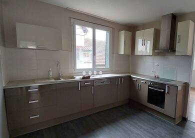 Appartement à louer 1 300 € 4 pièces 76,4 m² Saint Pierre Pontarlier 25300