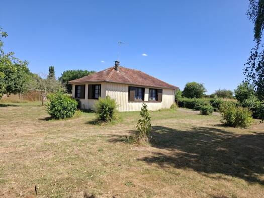 Maison à vendre 77 000 € 4 pièces 3 chambres 59,3 m² 3 300 m² de terrain Maresché 72170