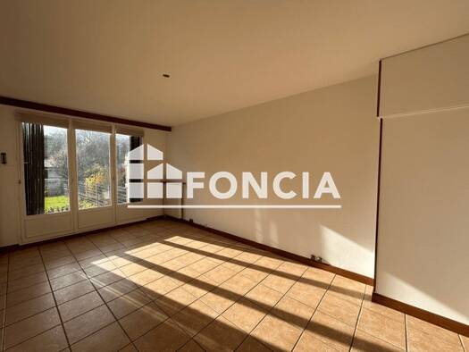 Maison de ville à louer 1 200 € 5 pièces 3 chambres 83,4 m² Chemin Vert-Europe Reims 51100