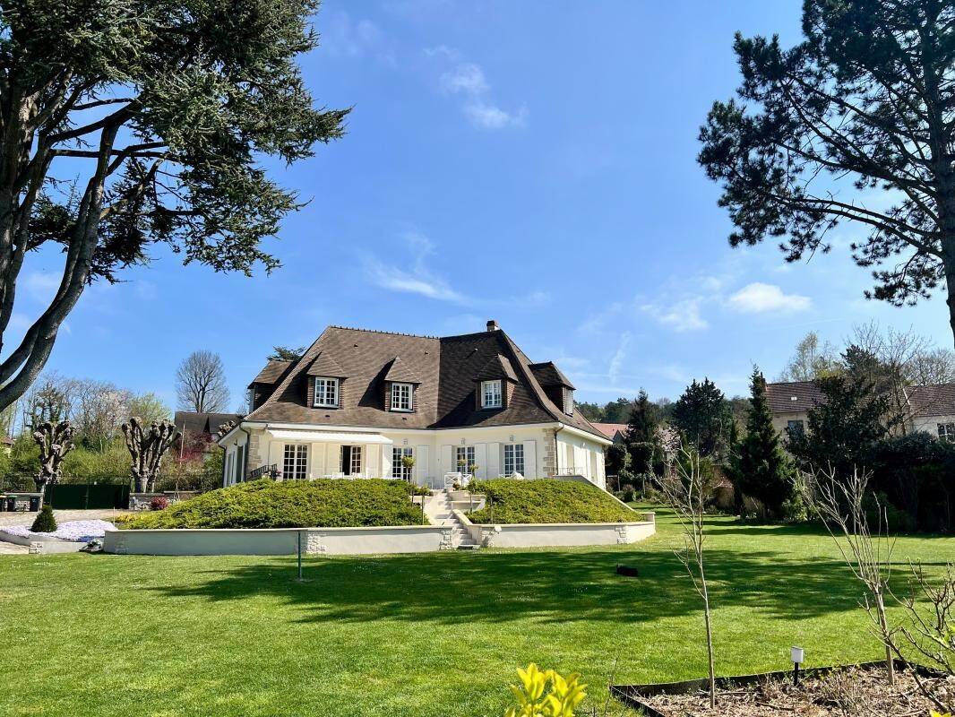 Maison à vendre, 295m², NESLES LA VALLEE