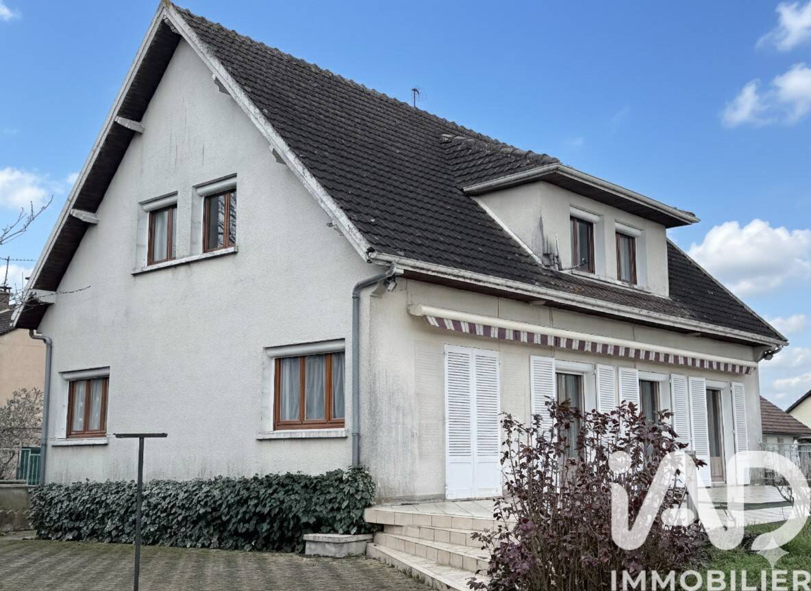 Maison à vendre, 163m², SAINT JULIEN DU SAULT
