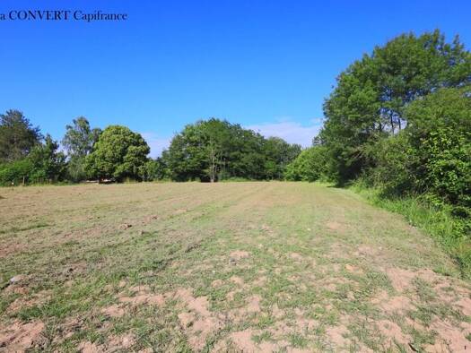 Terrain constructible à vendre 52 000 € 788 m² de terrain Foissiat 01340