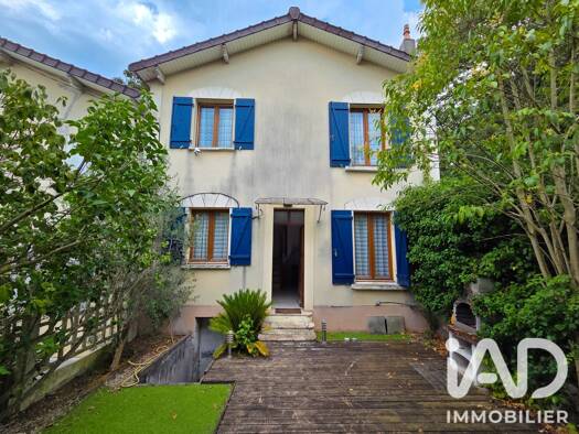Maison à vendre 298 000 € 3 pièces 2 chambres 52 m² 44 m² de terrain Thiellement Le Raincy 93340