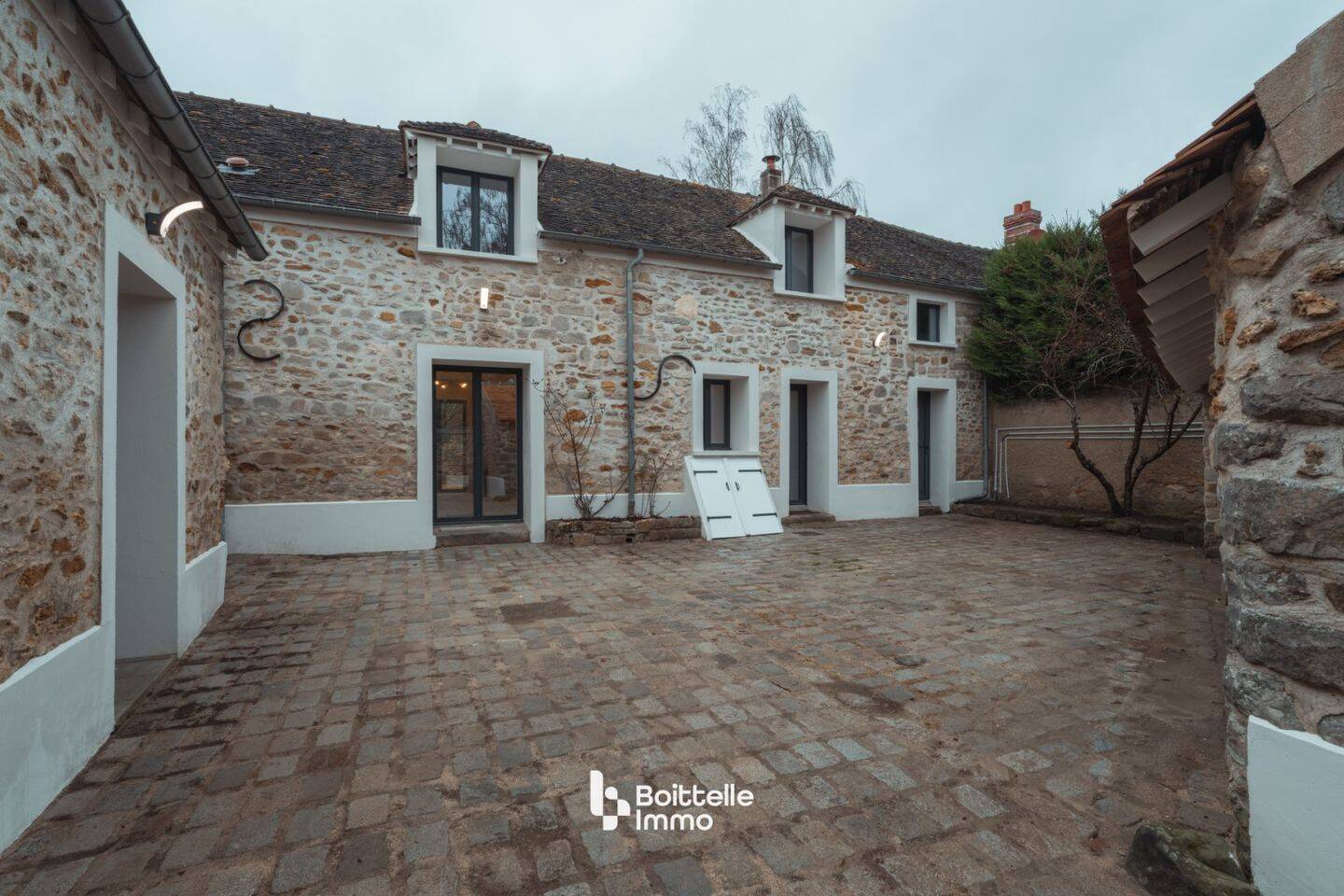 Maison à vendre, 160m², CHAILLY EN BIERE