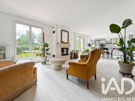 Maison à vendre 525 000 € 7 pièces 5 chambres 200 m² 983 m² de terrain Perthes 77930