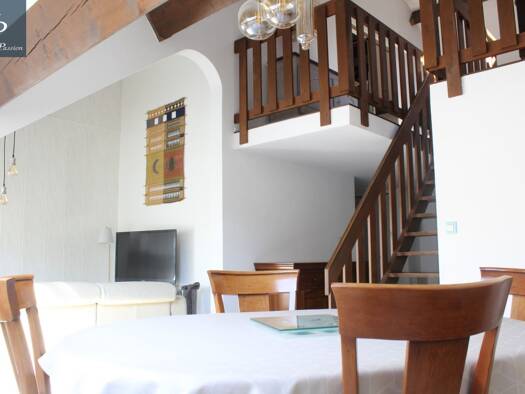Duplex à vendre 254 000 € 5 pièces 3 chambres 114 m² Étage 5/5 Dijon 21000