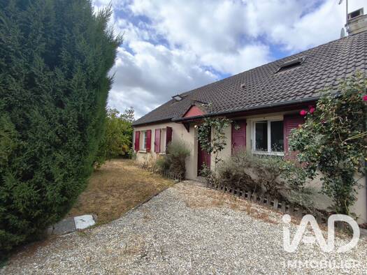 Maison à vendre 192 000 € 6 pièces 5 chambres 120 m² 775 m² de terrain Chambon-la-Forêt 45340
