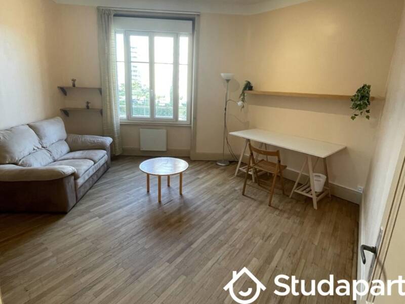 Maison à louer, 33m², LYON 8E