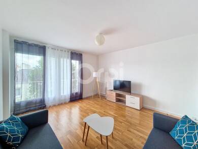 Appartement à louer 390 € 2 pièces 1 chambre 3ème étage Chantiers Lanester 56600