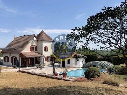 Maison à vendre 500 000 € 7 pièces 4 chambres 183 m² 3 058 m² de terrain Agey 21410