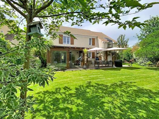 Maison à vendre 425 000 € 5 pièces 4 chambres 117 m² 507 m² de terrain Mandres-les-Roses 94520