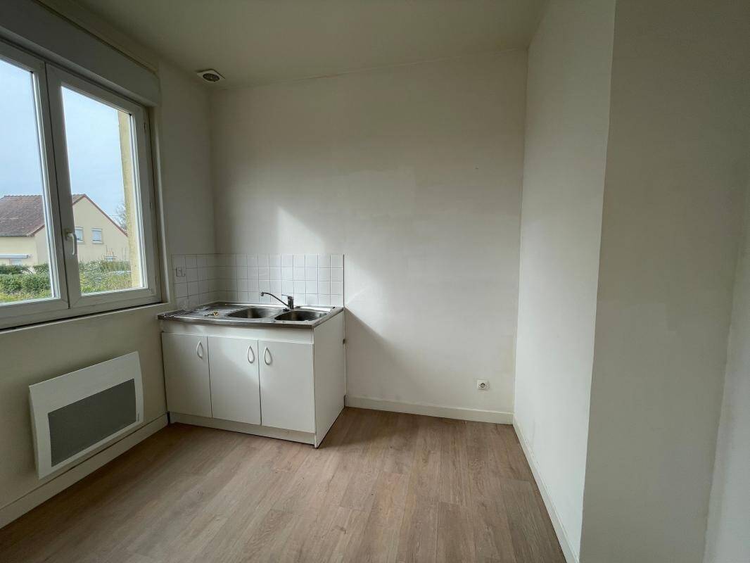 Maison à vendre, 68m², SAINT COSME EN VAIRAIS