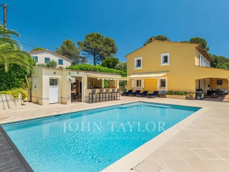 Maison à vendre, 185m², VALBONNE