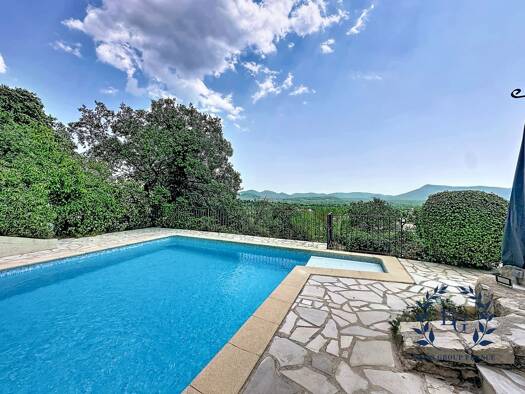 Maison à vendre 569 000 € 7 pièces 5 chambres 153 m² 1 870 m² de terrain Garéoult 83136